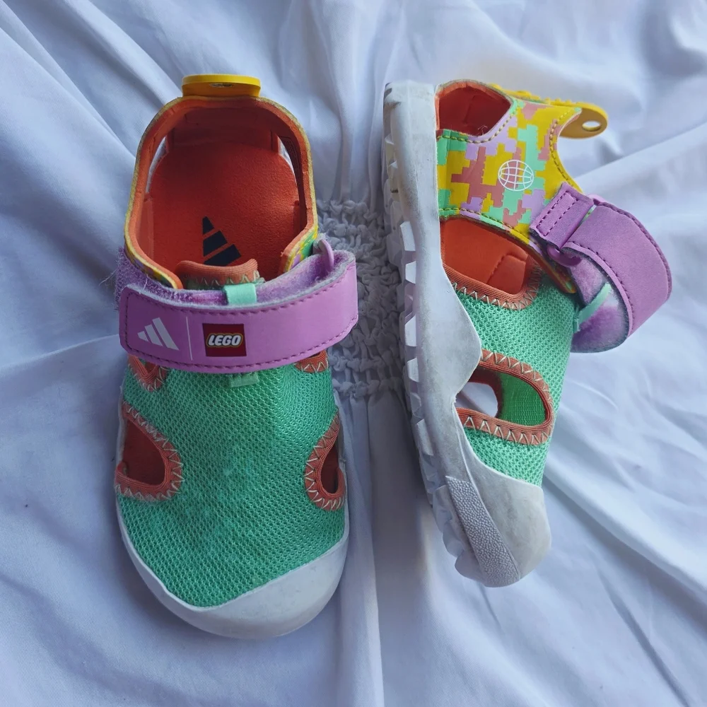 ADIDAS TERREX X LEGO® CAPTAIN TOEY SANDALS-10K